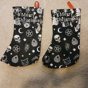 Merry Christmas small skull stockings